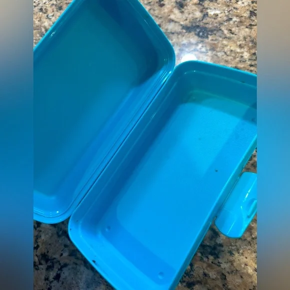 Tupperware DISNEY Perry The Platypus Aqua container or SANDWICH KEEPER - Picture 5 of 5